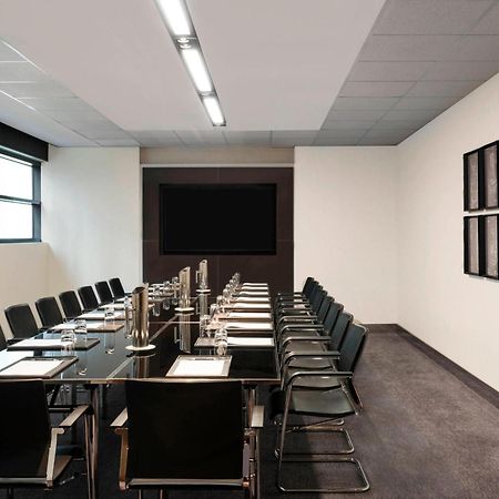 โรงแรมเชอราตัน เมลเบิร์น ภายนอก รูปภาพ A meeting room